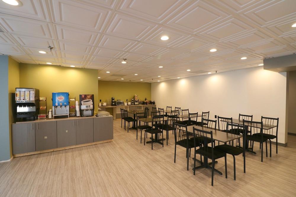 Surestay Plus Hotel By Best Western Sevierville Exterior photo