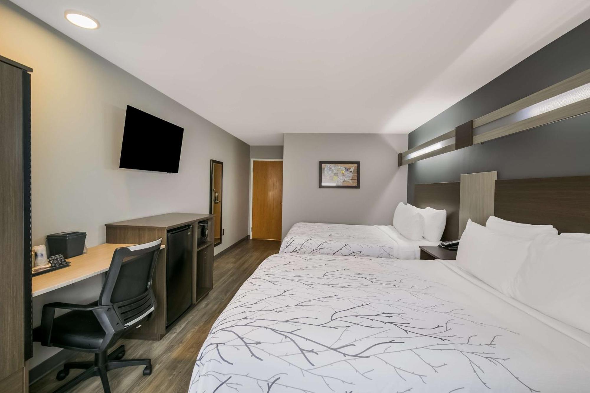 Surestay Plus Hotel By Best Western Sevierville Exterior photo