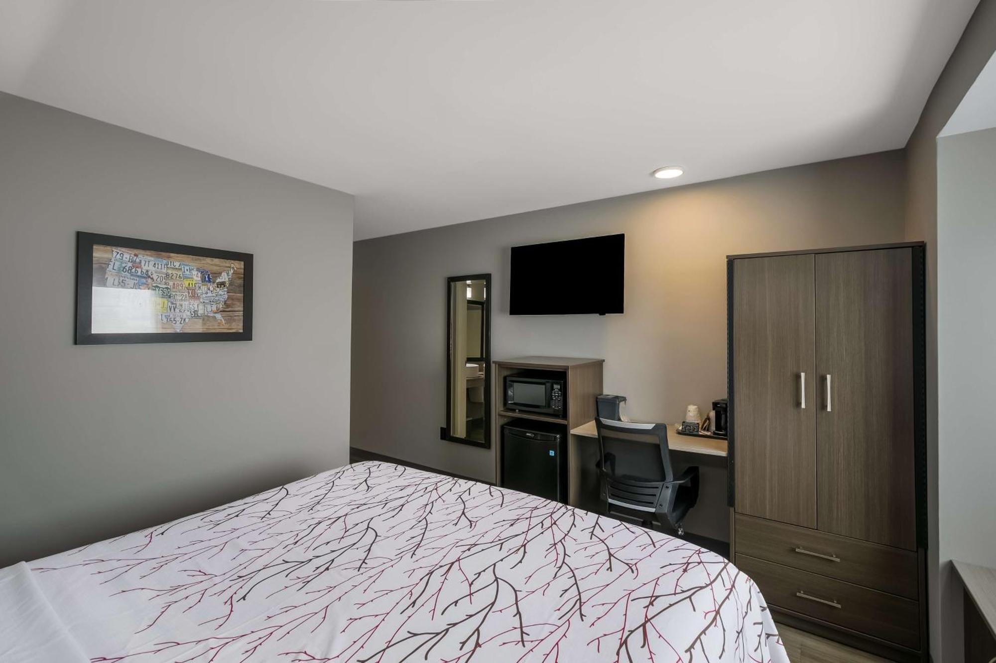Surestay Plus Hotel By Best Western Sevierville Exterior photo