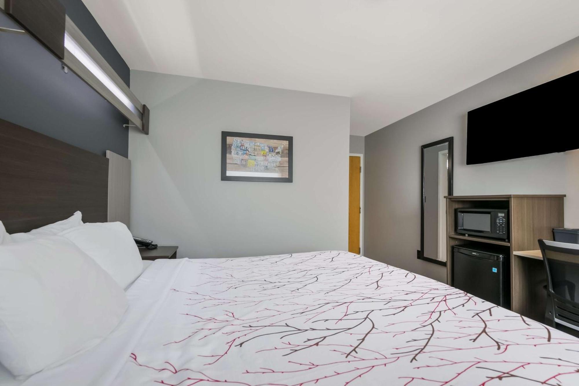 Surestay Plus Hotel By Best Western Sevierville Exterior photo